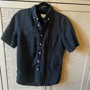 Club Monaco Men’s size Small Linen Button Up Short Sleeve